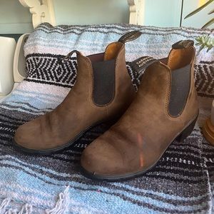 Blundstone Chelsea Heeled Boot
